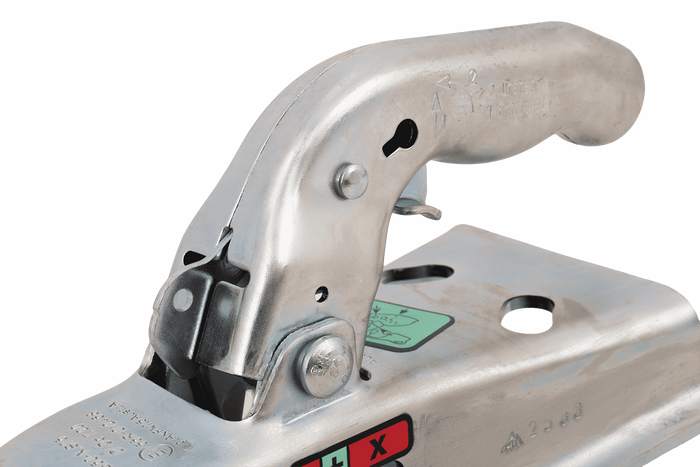 Gancio a sfera KNOTT 6E0071.001 per rimorchio da 750 kg con timone a V