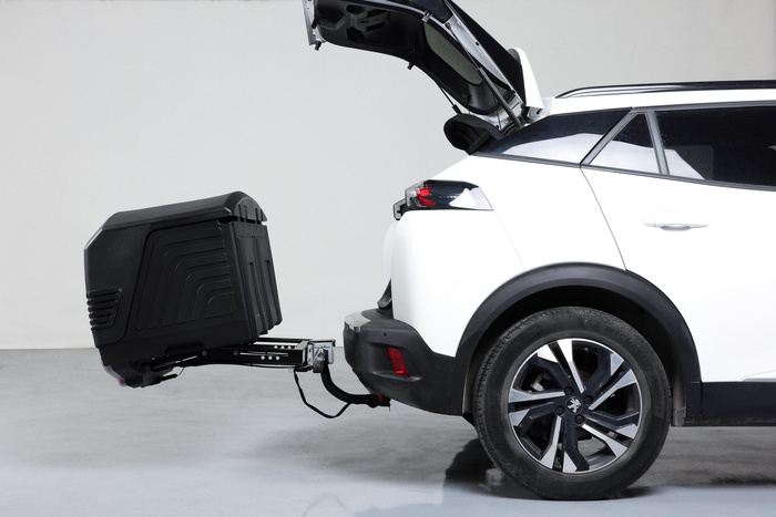 Towbox V3 black LED Edition - box portabagagli da montare sul gancio di traino