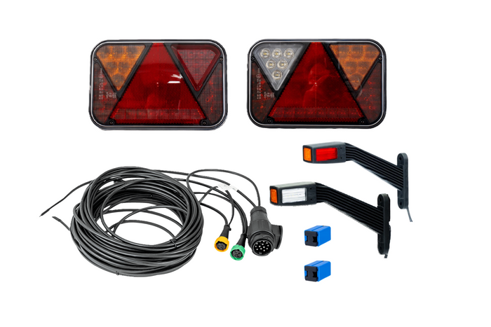 Set luci: luci posteriori a LED FRISTOM FT-270 + luci di posizione laterali a LED FRISTOM FT-145 + cablaggio MANTES 7m 13-PIN