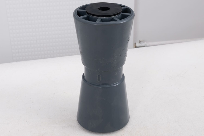 OUTLET Rullo di fondo, scafo, prua, chiglia UNITRAILER 194mm per rimorchio per barche