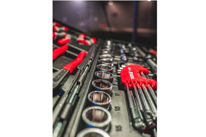 Set di utensili YATO YT-38901 1/2" 1/4" 122 pezzi.