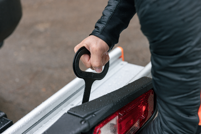 Towcar Balance - portamoto/bicicletta montato sul gancio di traino