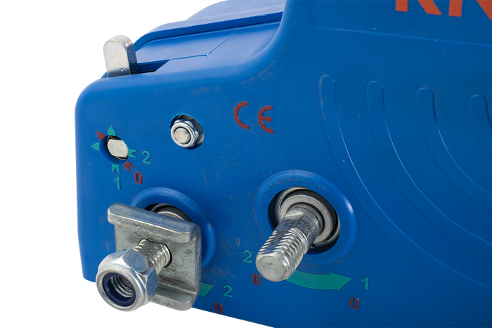 OUTLET Verricello manuale per rimorchio KNOTT 1135kg con fune d'acciaio