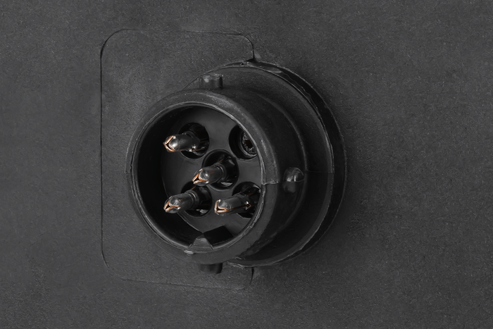 Luci posteriori DOBPLAST DPT35 + cablaggio MANTES 4m 13PIN