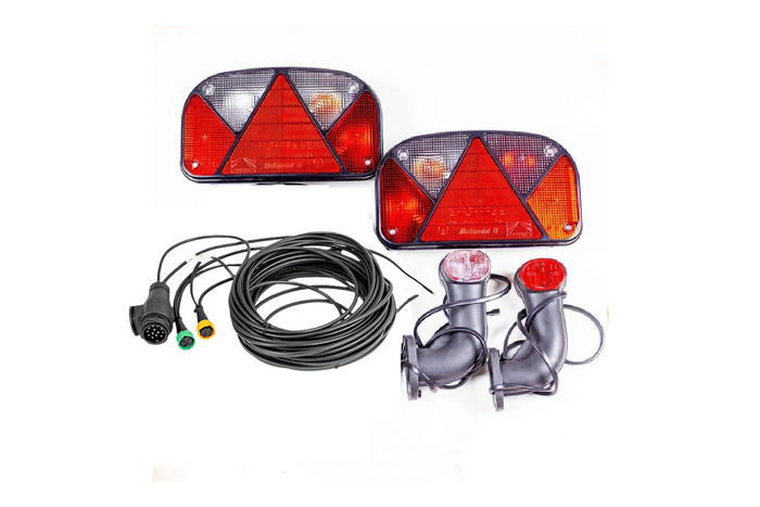 Set luci: luci posteriori ASPÖCK + luci di posizione laterali ASPÖCK + cablaggio MANTES 7m 13 PIN