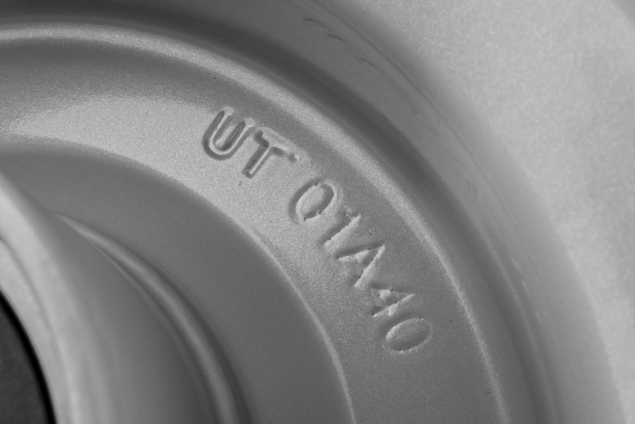 Cerchio in acciaio UNITRAILER 4.5Ax6"H2 3x96 con cuscinetti 6205-2RS