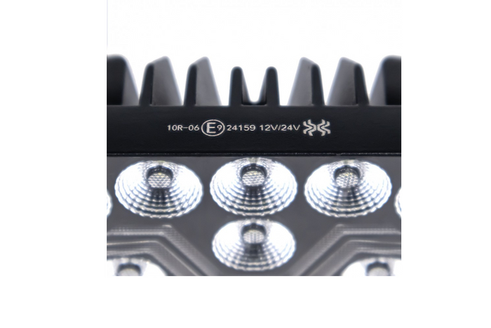 Faro da lavoro a LED con riflettore KAMAR X-SPIDER L0194 16xLED 4200lm