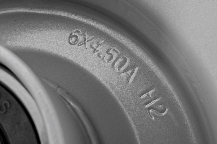 Cerchio in acciaio UNITRAILER 4.5Ax6"H2 3x96 con cuscinetti 6205-2RS