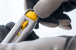 Coltello STANLEY Interlock da 18 mm con lama a spezzare