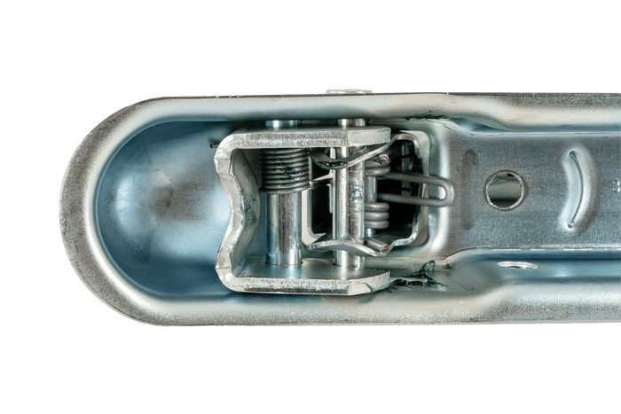 Gancio a sfera KNOTT K7.5-G per rimorchio da 750 kg con barra di traino quadrata da 45 mm