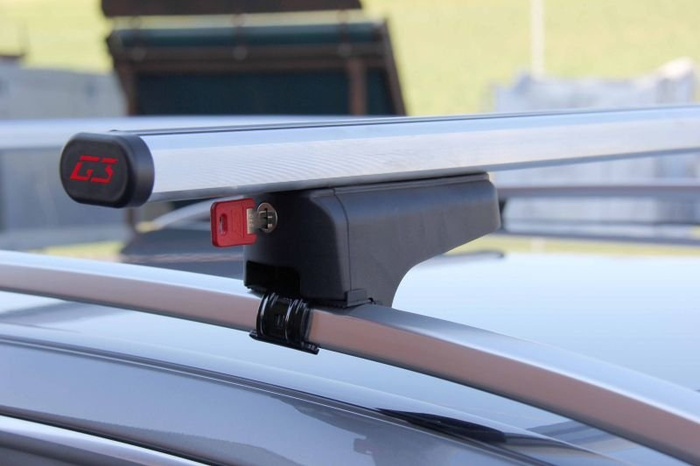 Portapacchi universale G3 CL 60.130 per binari in alluminio tradizionali e integrati