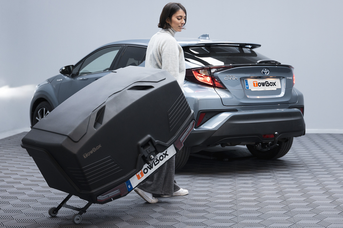 Towbox Alpha urban black - box portabagagli da montare sul gancio di traino