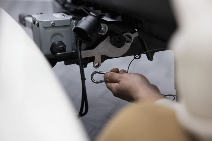 Towbox Camper Alpha nero (corto) - portapacchi da montare sul gancio di traino