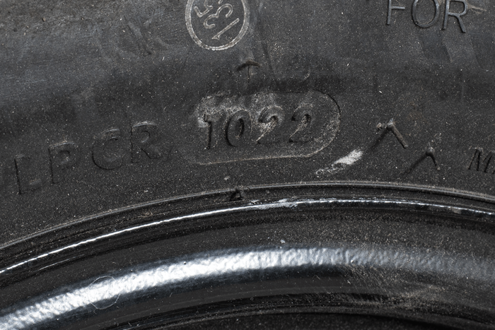 OUTLET Ruota per rimorchio PNEUMATICO LINGLONG 155/70 R13 75N CERCHIO UNITRAILER nero 4Jx13"H2 4x100 ET:30