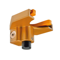 Protezione per gancio di traino LAMP 65404 con serratura universale