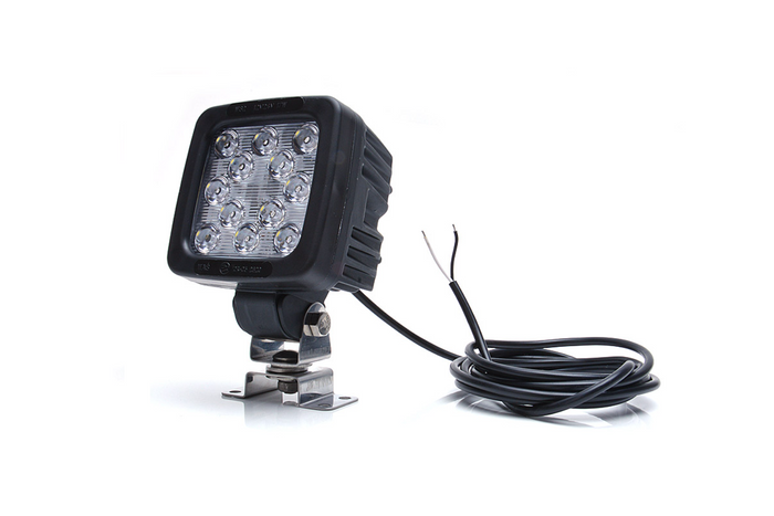 Faro da lavoro a LED con riflettore WAŚ W144/70 1206 12xLED 4000lm