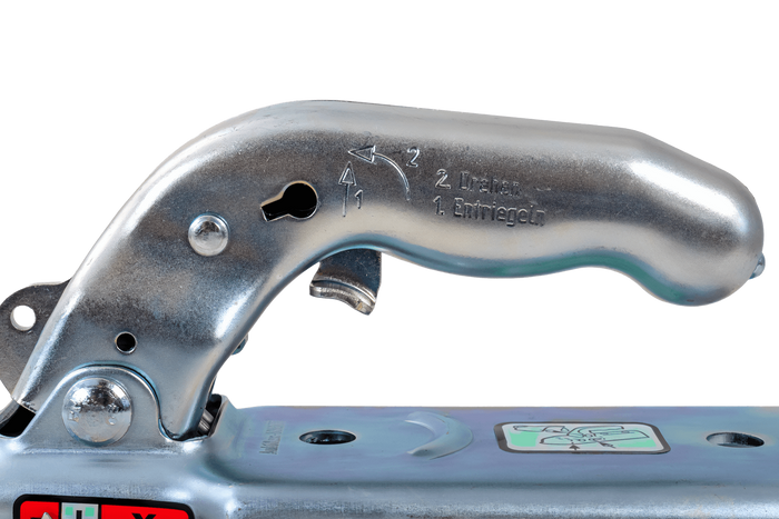 Gancio a sfera KNOTT K7.5-M per rimorchio da 750 kg con timone quadrato da 70 mm