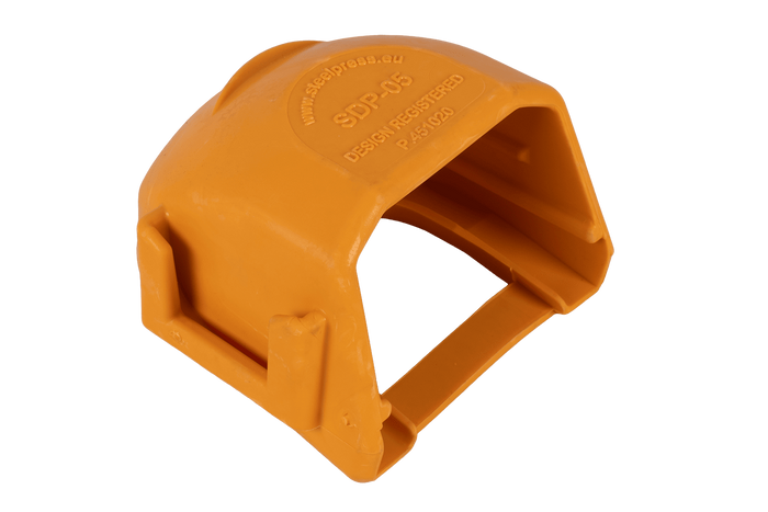 Copertura di sicurezza per il gancio di traino a sfera STEELPRESS SDP-05 Soft Dock con spazio per la spina
