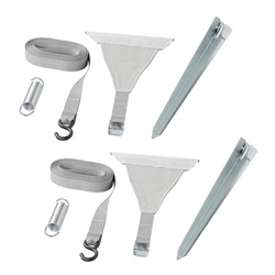 Set di due cinghie antivento ProPlus 361729 fissate a una guida per tendalino da 2x4,8 m.
