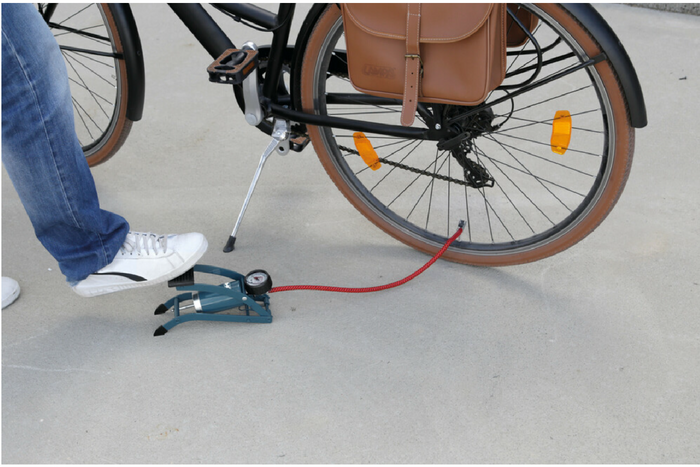 Pompa a pedale universale monocilindrica LAMPA