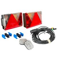 Set luci: luci posteriori ASPÖCK + luci di posizione laterali ASPÖCK + cablaggio MANTES 7m 7 PIN + connettori rapidi