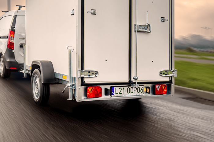 Luci posteriori DOBPLAST DPT35 + cablaggio MANTES 4m 13PIN