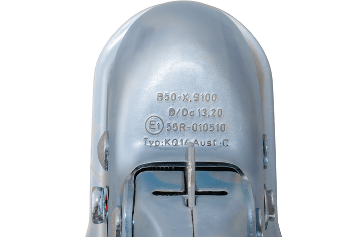 Gancio a sfera KNOTT KQ14-C per rimorchio da 1400 kg con timone quadrato da 70 mm