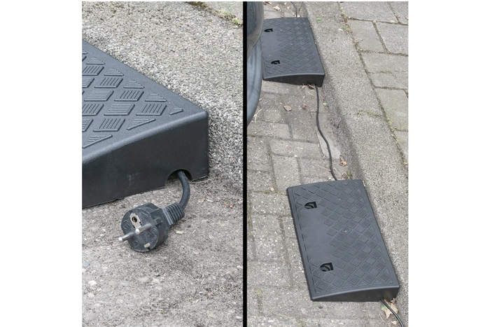 Set di due rampe di accesso carrabili ProPlus 361570, rampe in gomma da 7 cm, portata 3000 kg.