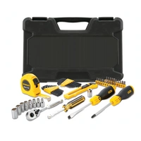 Set di utensili manuali STANLEY STMT0-74864 in una valigetta da 51 pezzi.