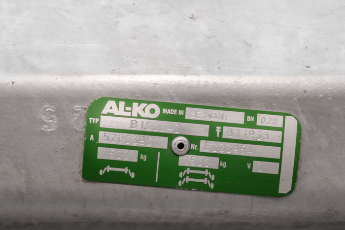 Assale frenato AL-KO COMPACT per rimorchio/carro attrezzi 1500kg 1200mm 1650mm 5x112
