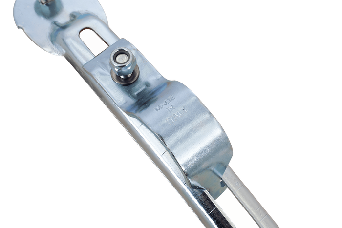 Staffa fissaggio parafango passaruota DOMAR, regolabile, zincata