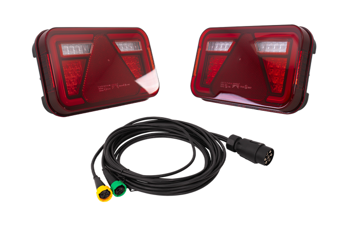 Luci posteriori a LED ASPÖCK MULTILED IV + cablaggio ASPÖCK da 4,5 m a 7 pin