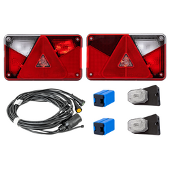 Set luci: luci posteriori ASPÖCK MULTIPOINT V + luci di posizione laterali ASPÖCK FLEXIPOINT I + cablaggio ASPÖCK 4,5m 7-PIN