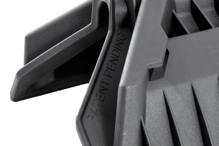 Angolo di protezione per il fissaggio delle cinghie di trasporto PLASTEX KP CROSS staffa angolare per cinghie