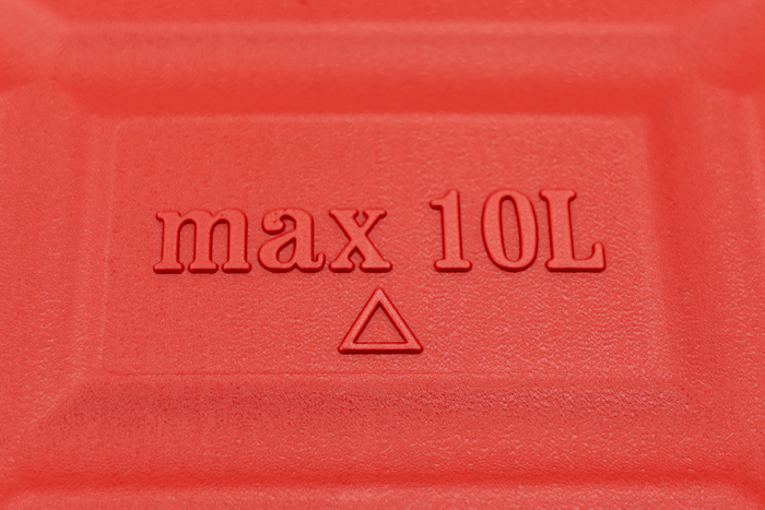 Contenitore in plastica HERMON da 10 litri con imbuto, rosso