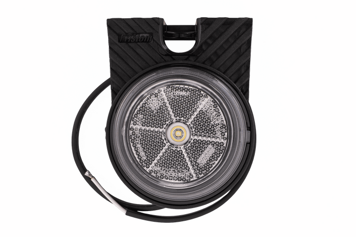 Lampada di posizione universale a LED bianca FRISTOM FT-059 con staffa angolare