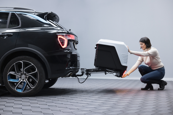 Towbox Alpha classic grey - box portabagagli da montare sul gancio di traino