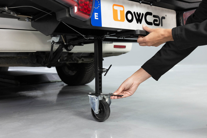 Towbox V3 Camper nero - box portabagagli da montare sul gancio di traino