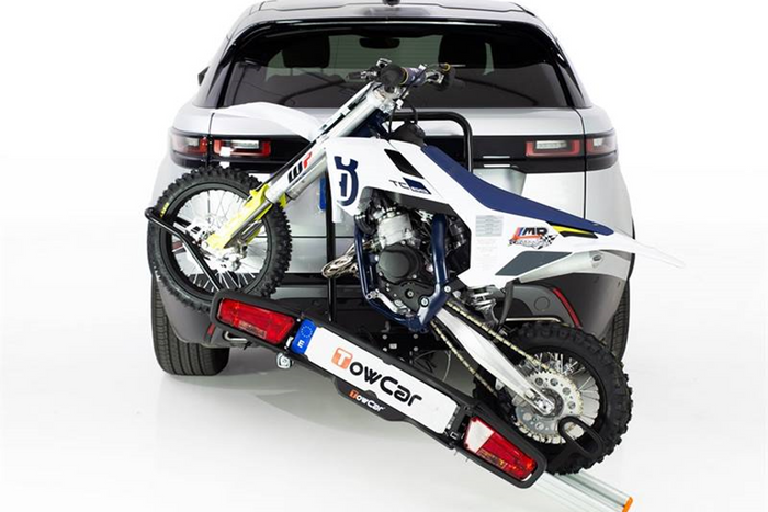 Towcar Balance - portamoto/bicicletta montato sul gancio di traino